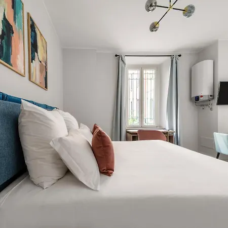 Numa Loreto Aparthotel